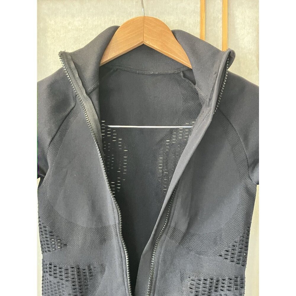 Fabletics Black Compression Fitted Full Zip Athletic Jacket XSmall, Running - Picture 4 of 7
